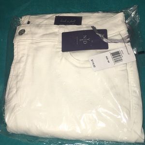 NYDJ jeans NWT and still in package